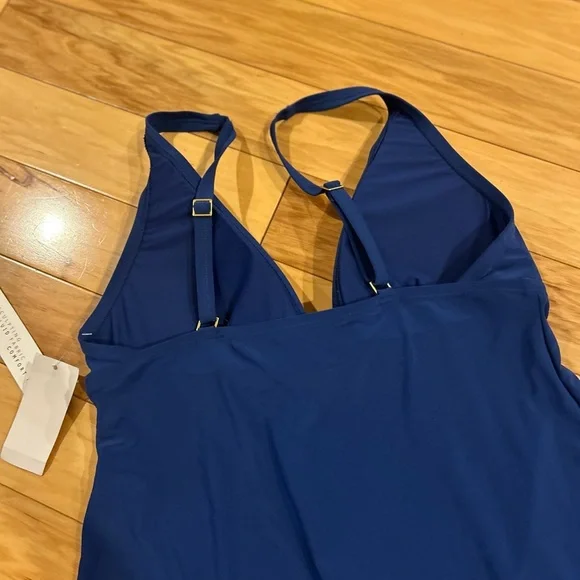 NWT Beyond Tummy Control Solid Essentials V Neck Tankini Top Swimsuit - Picture 9 of 16